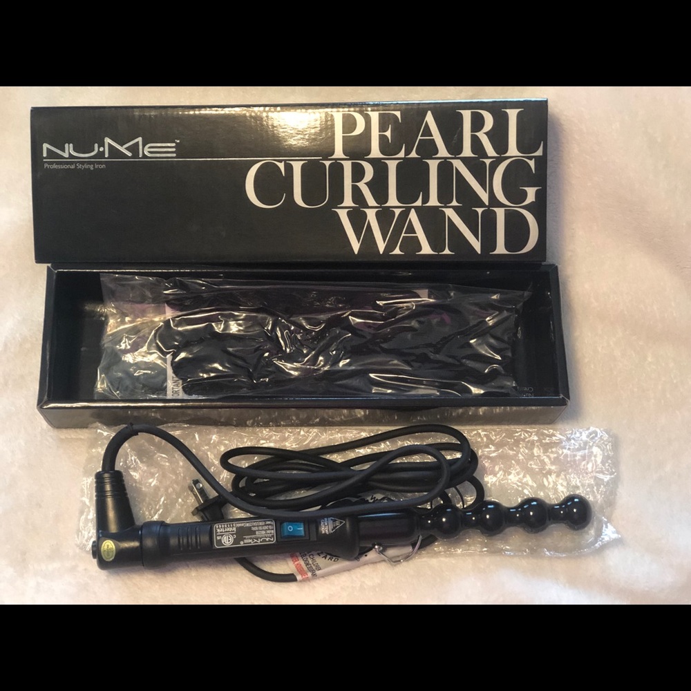 Nume Pearl Curling Wand